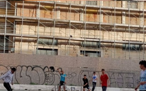 Modena rilancia il gioco del pallone sulla strada