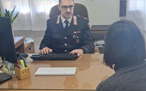Applicato braccialetto elettronico a sassolese che perseguitava donna reggiana