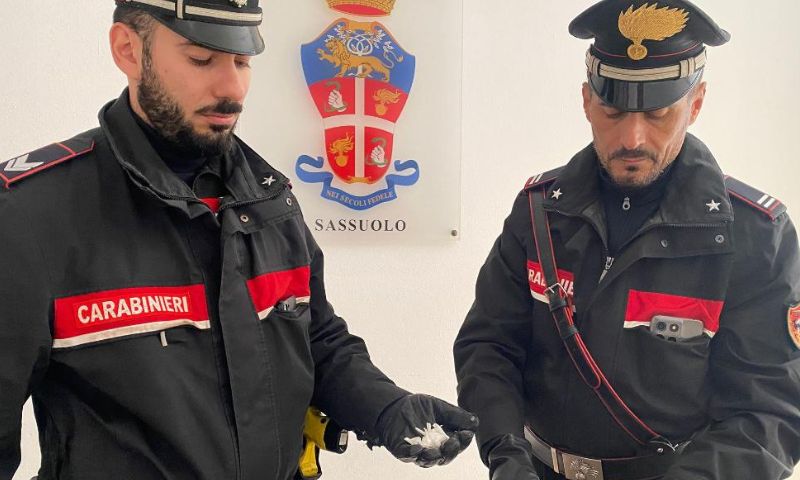 Durante un controllo tenta la fuga: arrestato un 25 enne dai Carabinieri