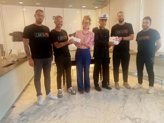 Due defibrillatori donati alla Polizia Locale delle Terre d’Argine
