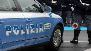 Tentano di truffare un anziano con la scusa di una fuga di gas ma una vicina e la Polizia di Stato riescono a sventare il raggiro