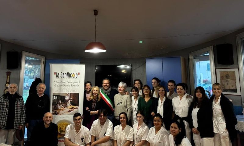 Una donazione alla ASP dalla Associazione La San Nicola