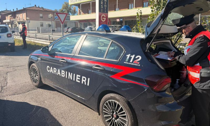 Evade dai domiciliari ed è sorpreso a passeggiare per le vie del centro: arrestato