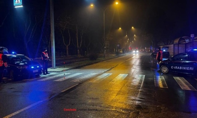 Sedicenne fermato in stazione dei treni con un coltello lungo 23,5 centimetri