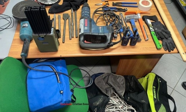 Tentano di forzare la cassaforte di Lidl: un arresto e altri complici in fuga