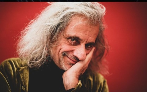 La “crealtà” di Alessandro Bergonzoni al Comunale