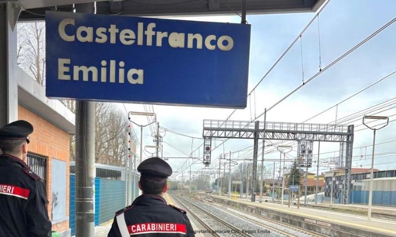 Molesta ragazza disabile e tenta approccio sessuale in treno: fermato dai passeggeri ed arrestato