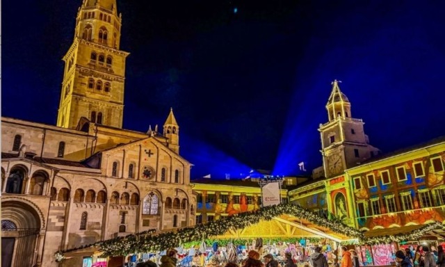 Oltre trecento mila persone in centro storico  per le iniziative legate al periodo natalizio