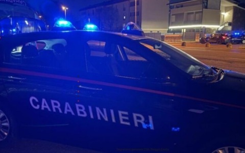 Finisce agli arresti domiciliari ex collaboratrice domestica per furto in abitazione
