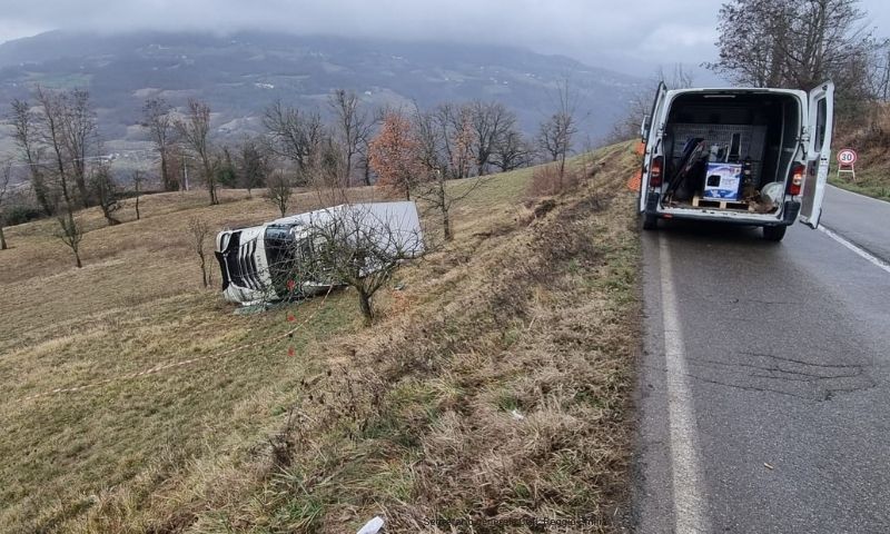 A Montecreto chiude la Provinciale 31 in località Olina