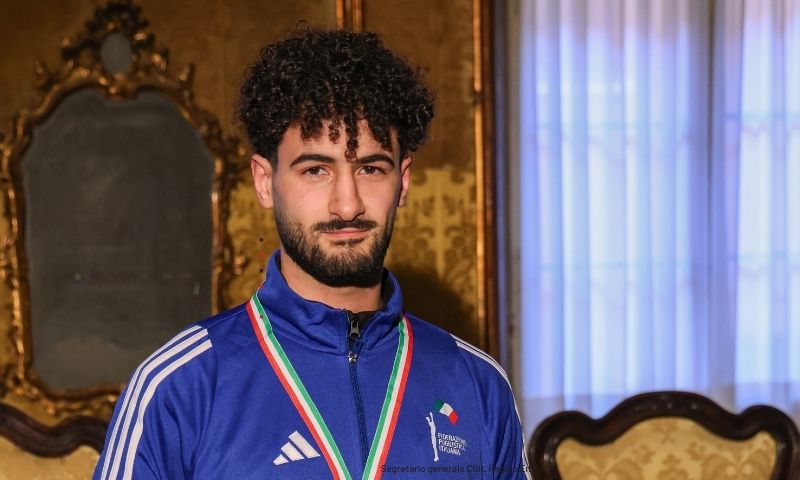 Soufiane Razzad campione italiano assoluto di pugilato nella categoria 70 chilogrammi.
