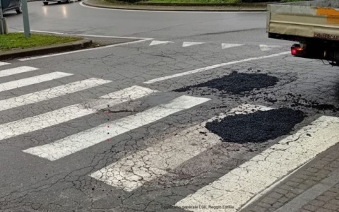 Caccia alle buche, oltre 120 le vie su cui si è già intervenuti