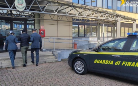 Caporalato nel settore agricolo: arrestato un uomo di nazionalità pakistana