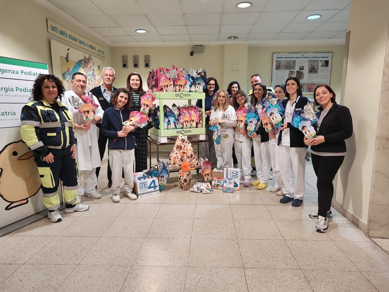 Prime donazioni pasquali nei vari reparti di Pediatria