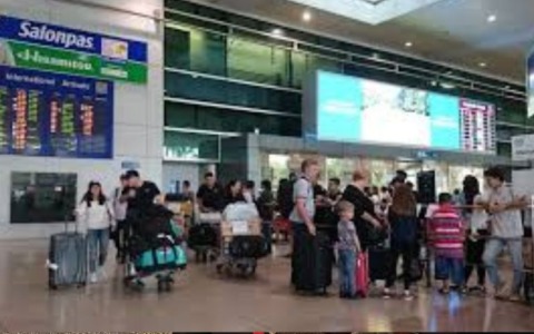 Turisti modenesi bloccati in Vietnam