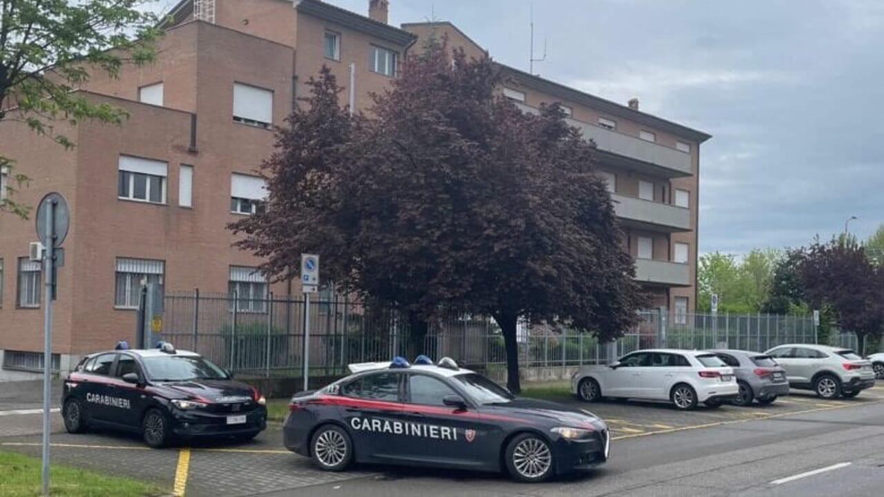 Carabinieri intervengono in soccorso di una ragazza che si era allontanata e si trovava in una difficile situazione