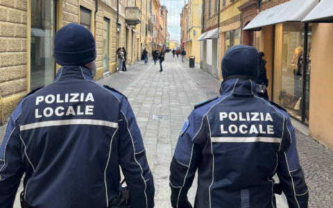 Bambino smarrito e ritrovato in poche ore dalla Polizia Locale