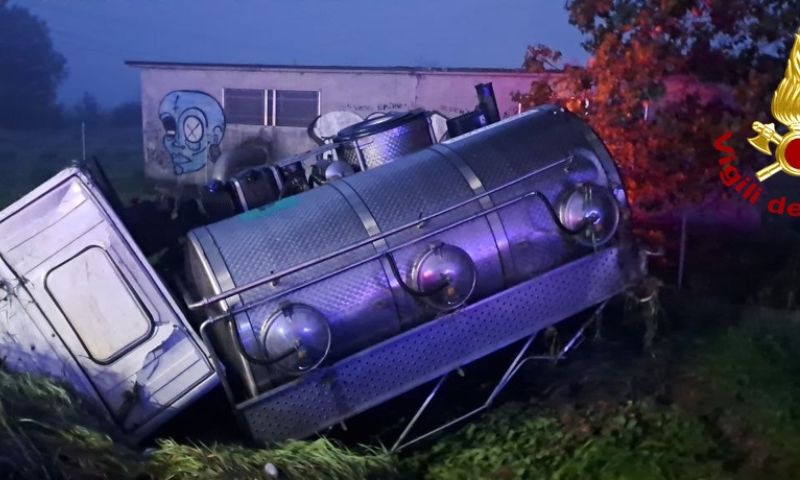 Sangue nelle strade di Modena. Tre morti e una quarta persona ferita in un incidente in via Emilia