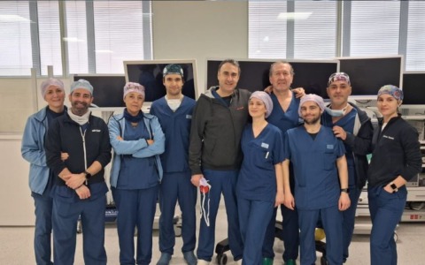 Al Ramazzini eseguito il primo intervento mini-invasivo endoscopico in una paziente oncologica