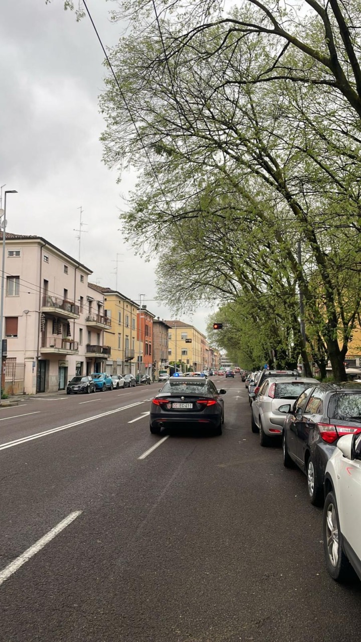 Fermato mentre sta tentando di rubare un’autovettura