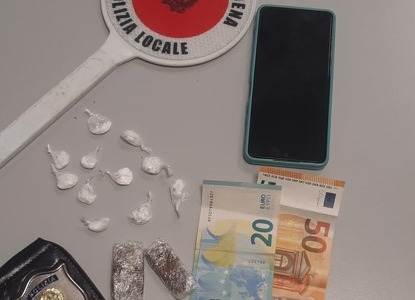 Arrestato nei pressi di una parrocchia mentre alcuni ragazzi si stanno allenando