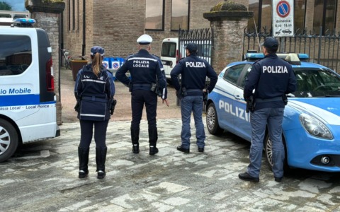 Rimpatriato tunisino irregolare: aveva organizzato un matrimonio fittizio con una cittadina italiana