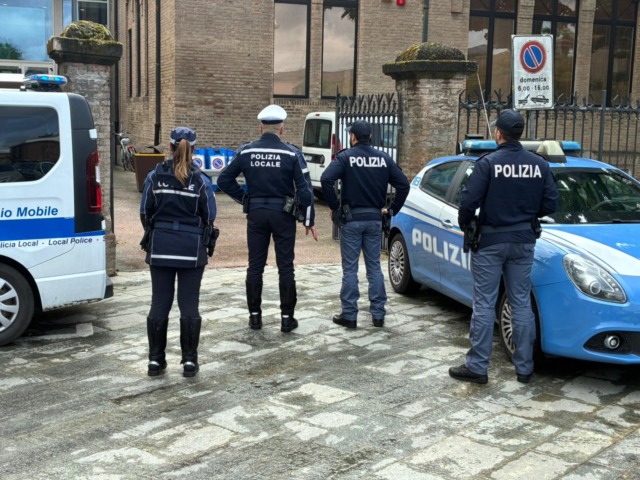 Rimpatriato tunisino irregolare: aveva organizzato un matrimonio fittizio con una cittadina italiana