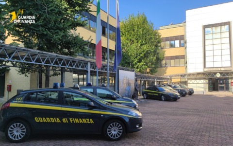 Operazione antibagarinaggio: nei guai coppia di modenesi