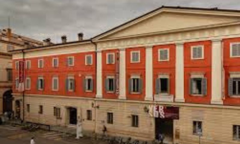 Precari alla Biblioteca Delfini: la controrisposta del Comune di Modena