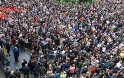 Modena si stringe alle persone ferite, alle loro famiglie e a tutta la sua comunità