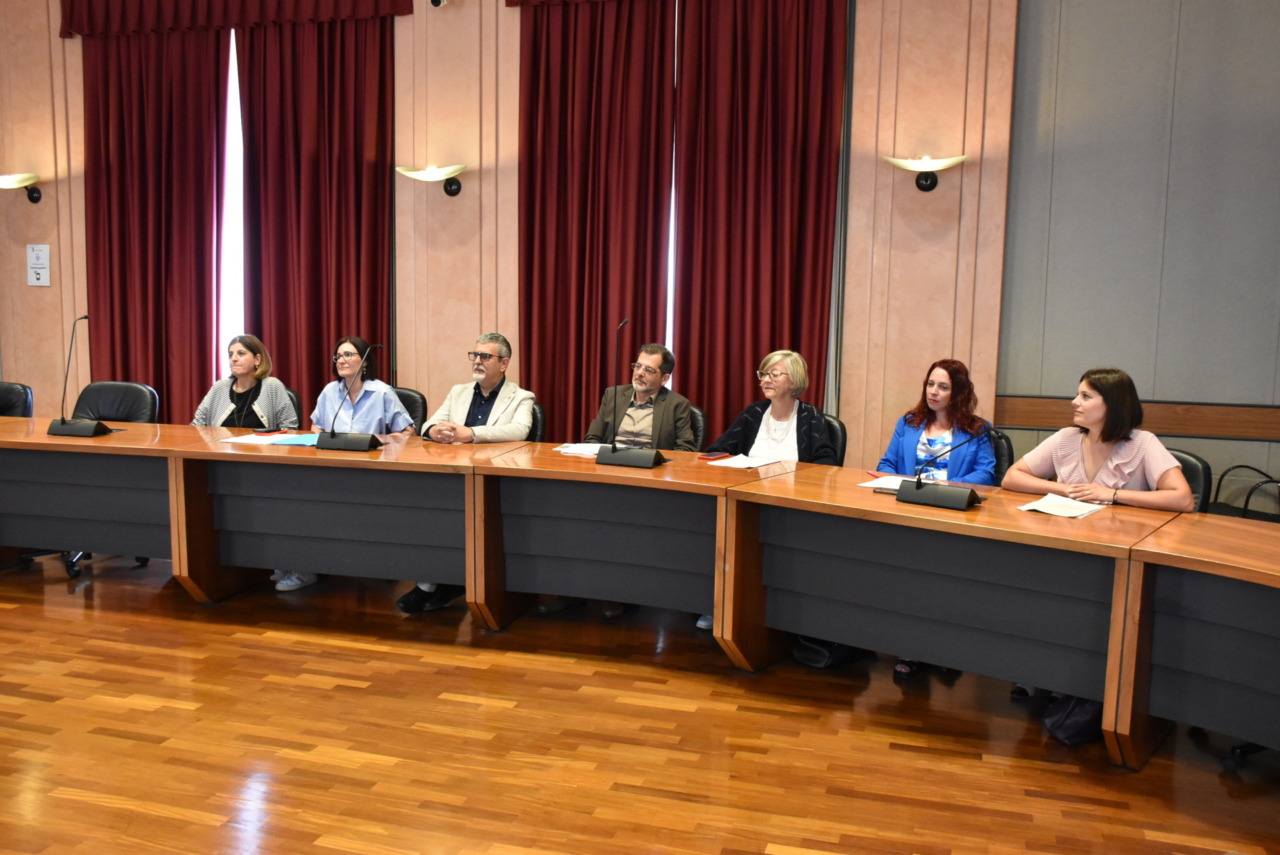 Parte il progetto il Teen Networking per 600 studenti  il Distretto Ceramico  investe su giovani e violenza