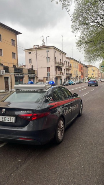 Rapina e aggressione al minimarket: un arresto e due minorenni segnalati dai Carabinieri