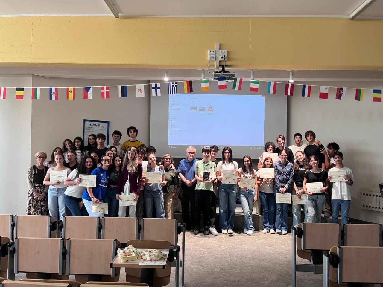 Due classi del quarto anno del Muratori San Carlo primi a livello nazionale nel contest nazionale del Minicraft  “La Riviera di Ulisse”