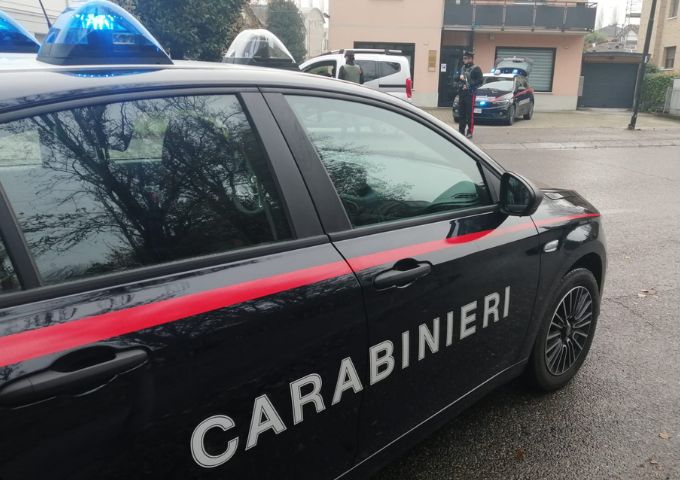 In auto con sostanza stupefacente