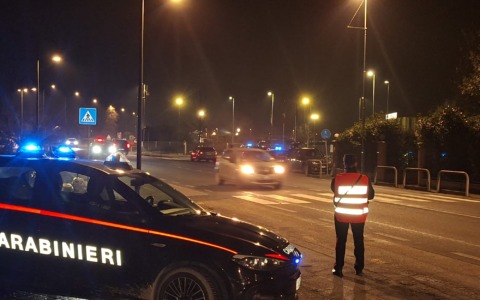 Intervento congiunto nella notte per la presenza di caravan in un parcheggio privato