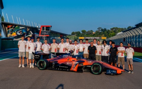 Unimore Racing in pole position  nel GP delle auto a guida autonoma a Imola