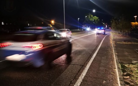 Evade dagli arresti domiciliari:  applicato il braccialetto elettronico