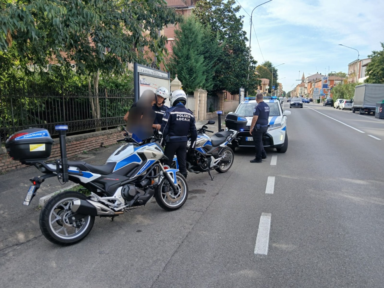 Maxi multa per conducente che non si è fermato all’alt