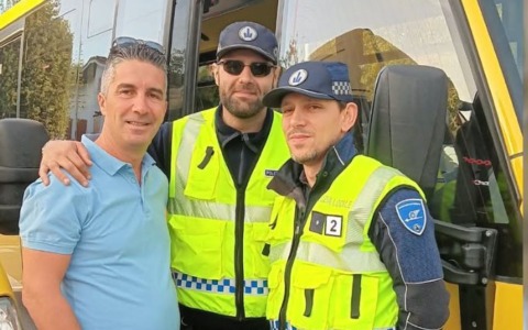 La Polizia locale sale sugli scuola bus
