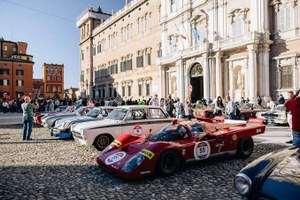 Auto storiche: la Modena Cento Ore 2026 arriva in Piazza Roma