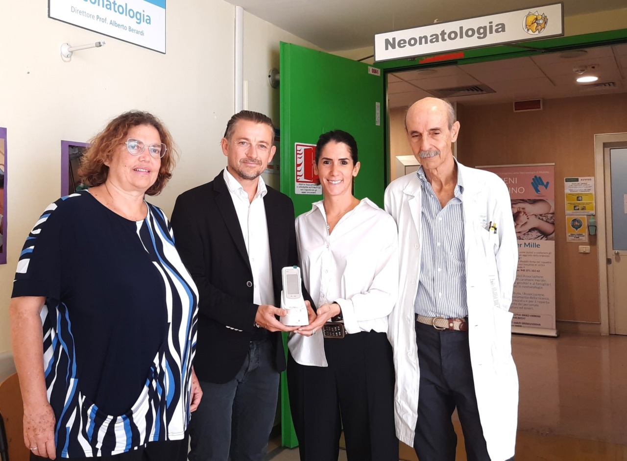 Un bilirubinometro per la Neonatologia del Policlinico grazie alla donazione della famiglia Bertolini-Zanotti