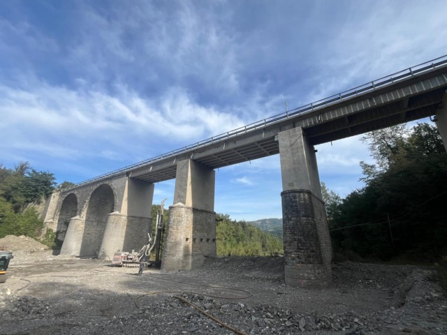 Sopralluogo lungo i cantieri dei ponti e delle strade